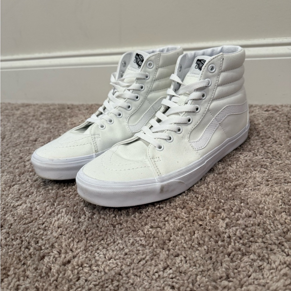 Vans Men's Classic White Sk8-Hi
